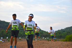 BIB: 1528
                            <button type="button" onclick="openModal(3777301)" class="btn btn-primary btn-sm float-right btn-popup" data-toggle="modal" data-target=".modal-high-quality">
                        <i class="fas fa-shopping-cart"></i> Add to Cart
                    </button>
                                            <button type="button" onclick="isThisMe(3777301, true)" class="btn btn-success btn-sm float-right btn-popup btn-isme hidden" data-toggle="tooltip" data-placement="bottom" title="นี่คือรูปของคุณใช่ไหม คลิกที่นี่เพื่อเอาเข้าอัลบั้ม">
                        <i class="fas fa-plus"></i> Add to album
                    </button>
                    <button type="button" onclick="isThisMe(3777301, false)" class="btn btn-warning btn-sm float-right btn-popup btn-isnotme hidden">
                        <i class="fas fa-ban"></i> Remove from album
                    </button>